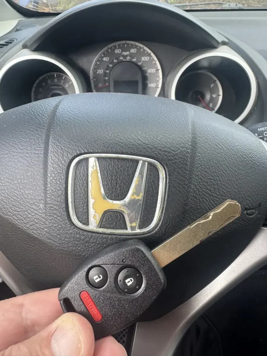 Honda key fob replacement programmed on-site in Huntersville, NC